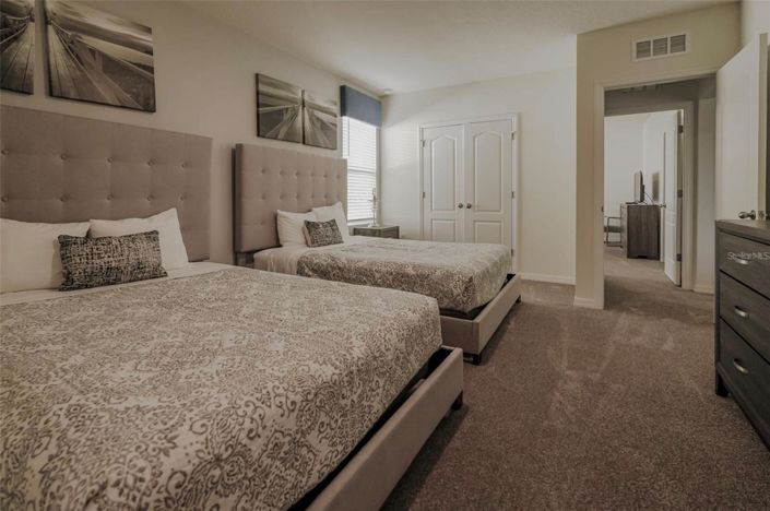 Image No.31-7 Bed House for sale