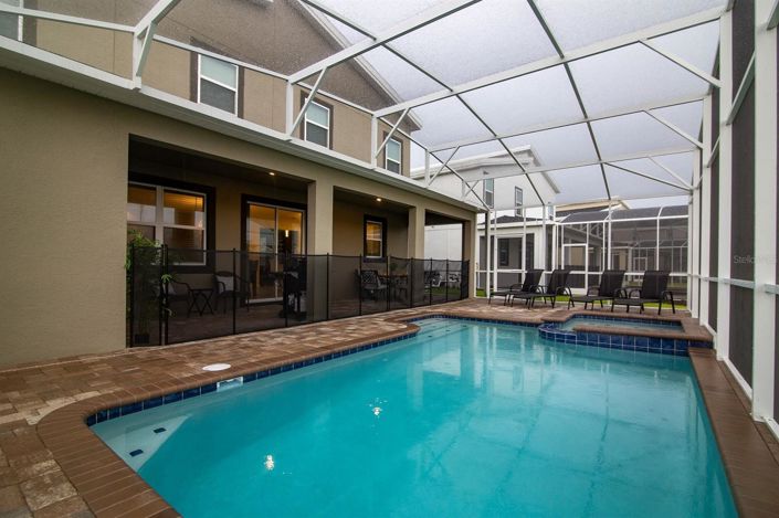 Image No.10-6 Bed House for sale