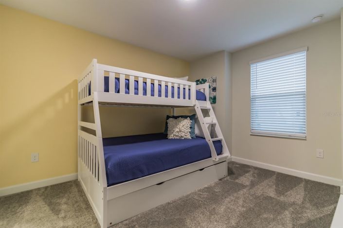 Image No.17-6 Bed House for sale