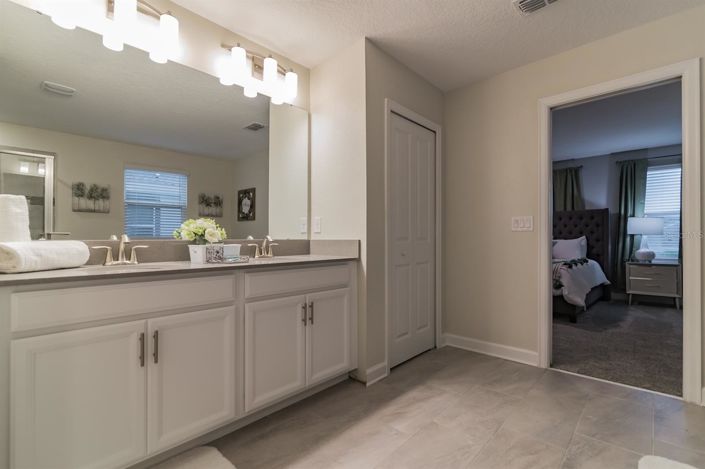 Image No.20-6 Bed House for sale