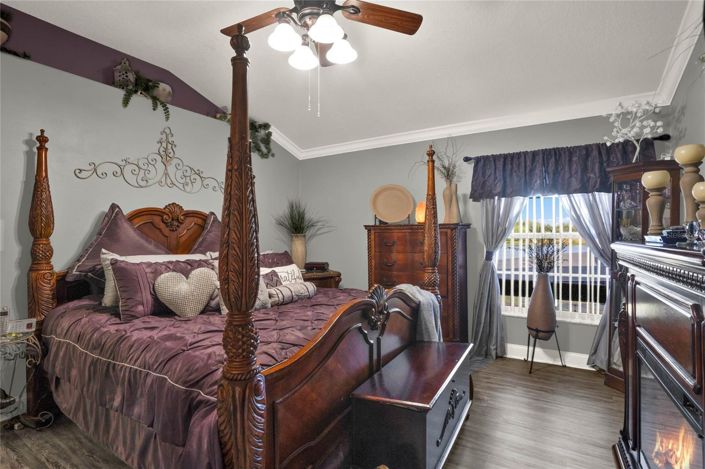 Image No.22-4 Bed House for sale