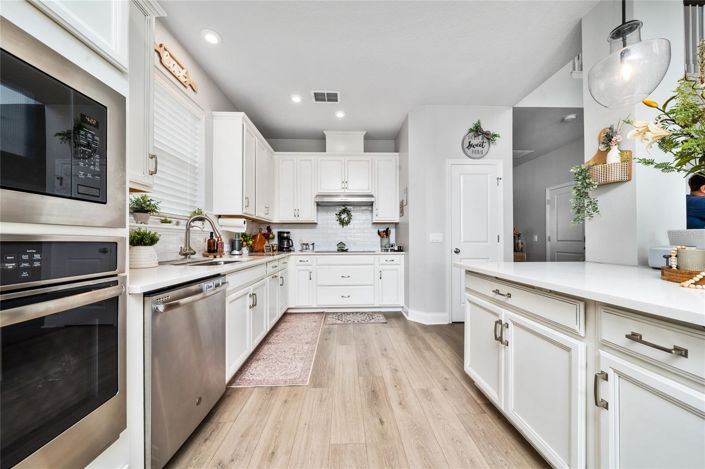 Image No.8-4 Bed House for sale