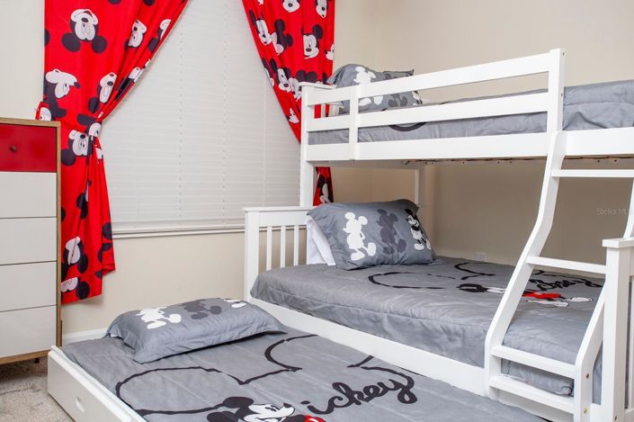 Image No.9-5 Bed House for sale