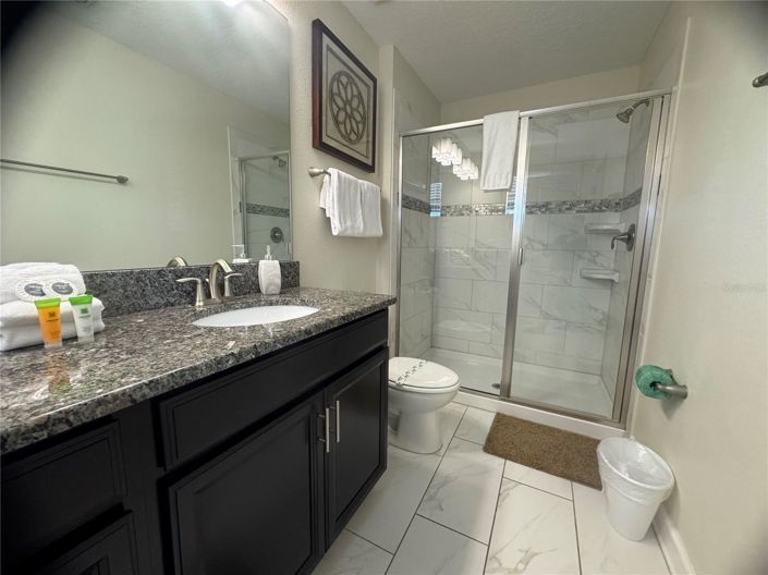 Image No.16-6 Bed House for sale