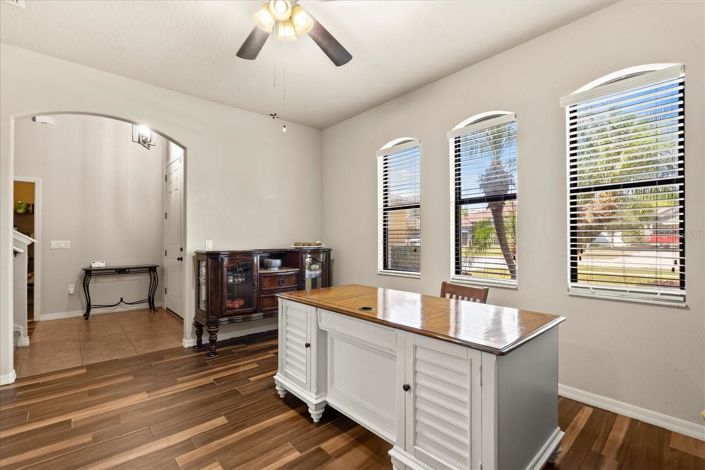 Image No.14-5 Bed House for sale