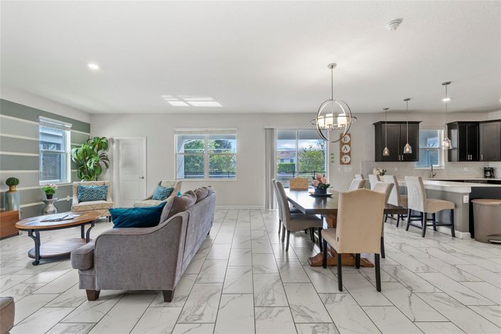 Image No.10-6 Bed House for sale