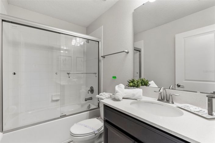 Image No.29-6 Bed House for sale