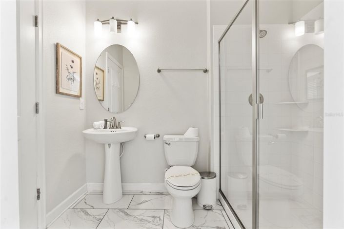 Image No.39-6 Bed House for sale