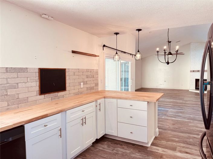 Image No.11-3 Bed House for sale