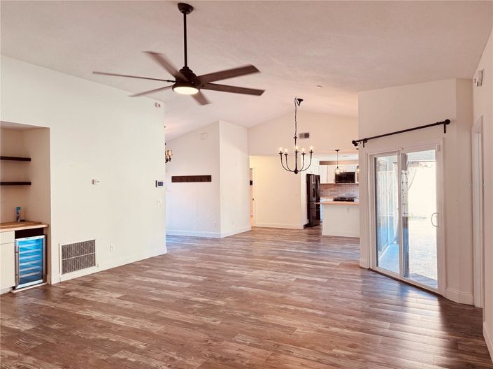 Image No.8-3 Bed House for sale