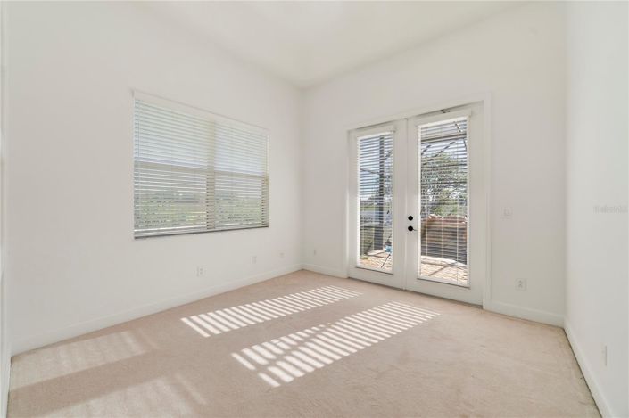 Image No.14-5 Bed House for sale