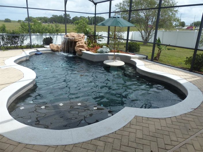 Image No.17-5 Bed House for sale