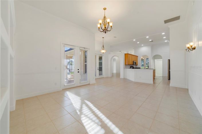 Image No.22-5 Bed House for sale