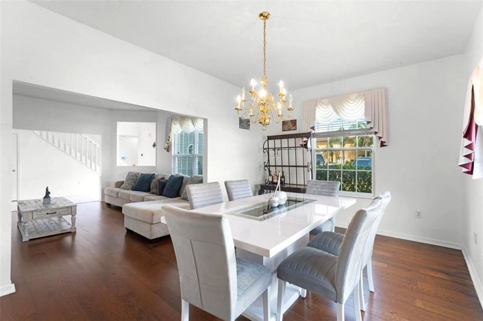 Image No.7-5 Bed House for sale