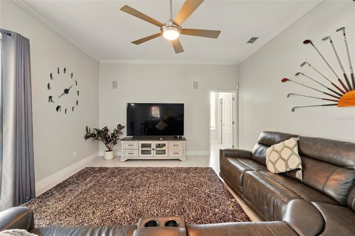 Image No.15-4 Bed House for sale