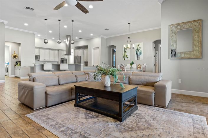 Image No.12-4 Bed House for sale