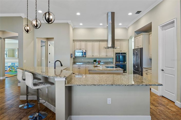 Image No.17-4 Bed House for sale