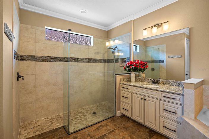 Image No.27-4 Bed House for sale