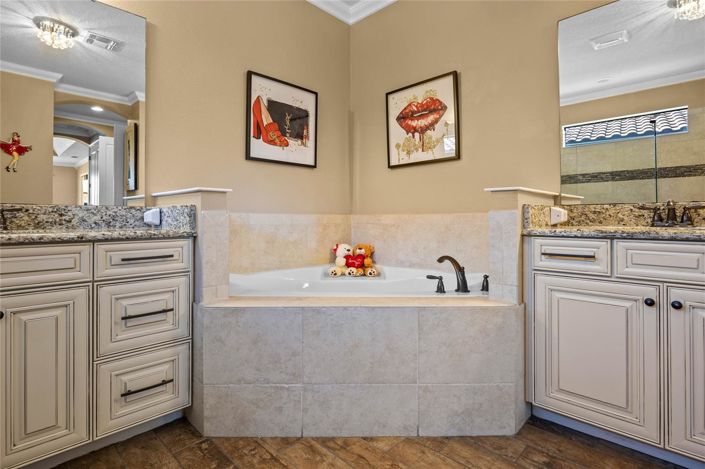 Image No.28-4 Bed House for sale