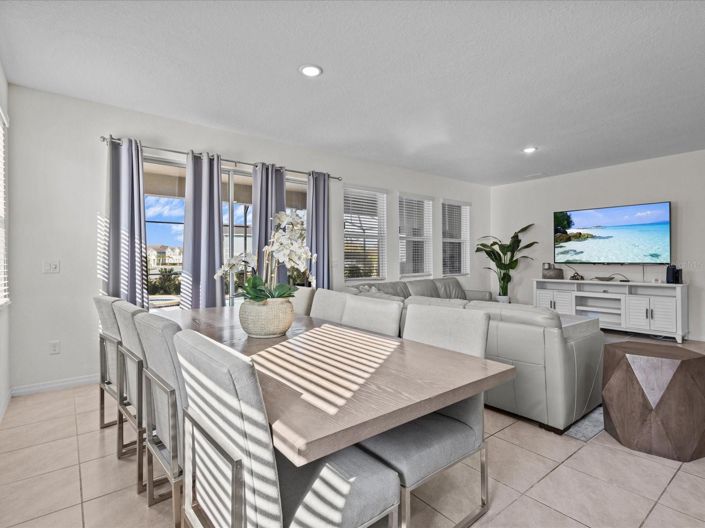 Image No.14-6 Bed House for sale