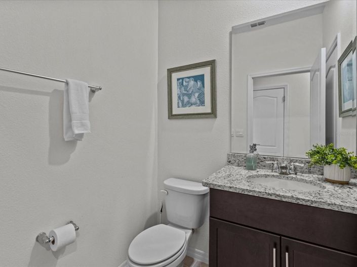 Image No.20-6 Bed House for sale