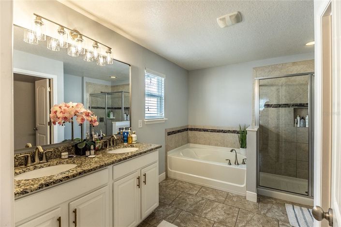 Image No.30-4 Bed House for sale