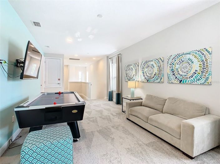 Image No.19-6 Bed House for sale