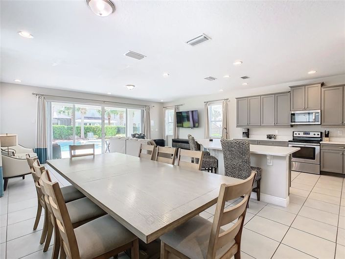 Image No.7-6 Bed House for sale