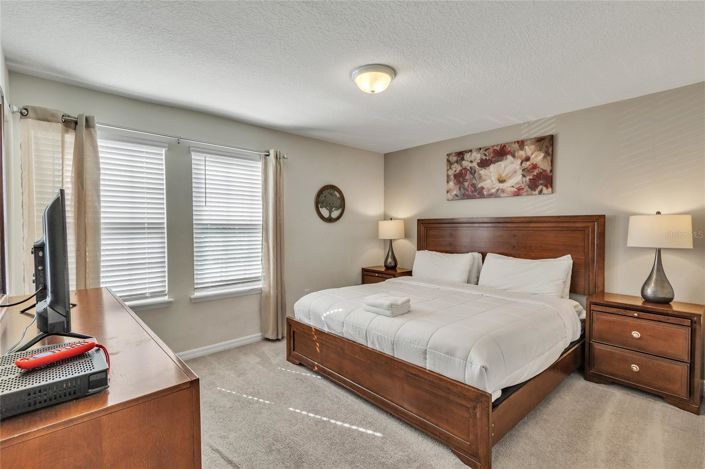 Image No.19-8 Bed House for sale