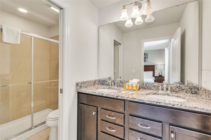 Image No.20-8 Bed House for sale