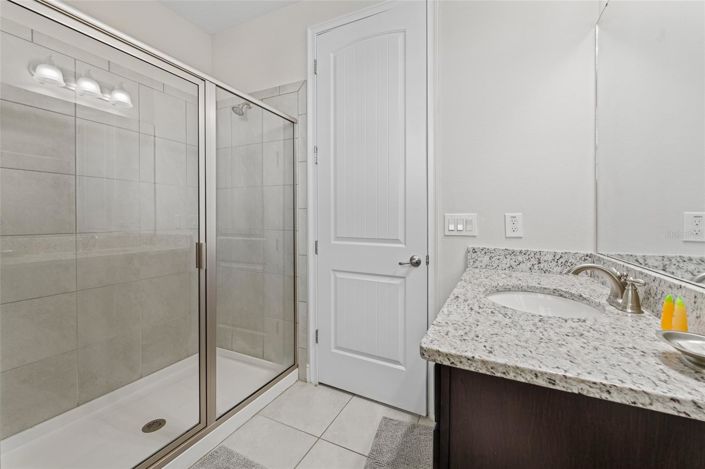 Image No.13-6 Bed House for sale