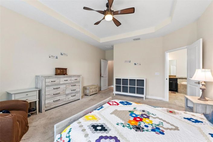 Image No.24-5 Bed House for sale