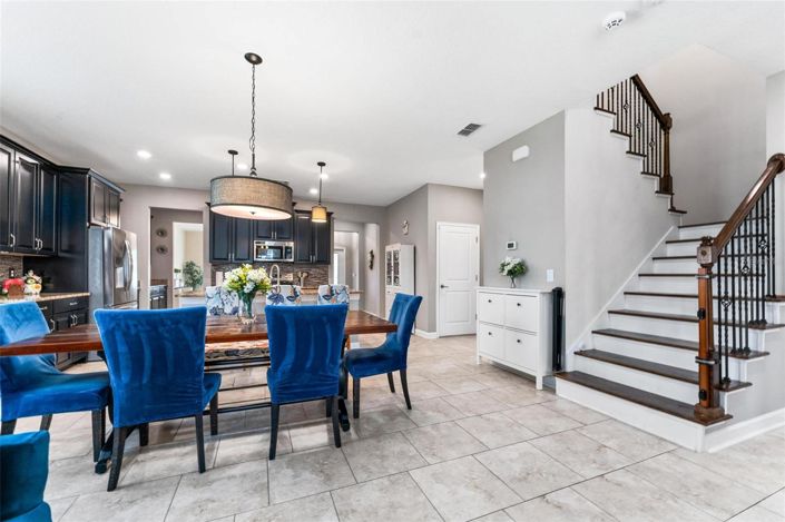 Image No.9-5 Bed House for sale