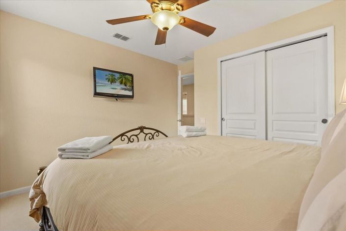 Image No.28-6 Bed House for sale