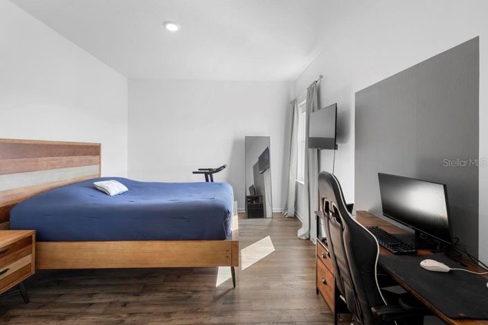 Image No.28-5 Bed House for sale