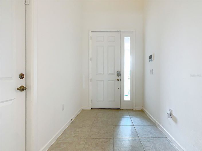 Image No.11-8 Bed House for sale