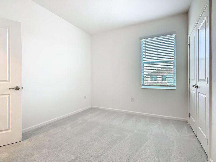 Image No.28-8 Bed House for sale