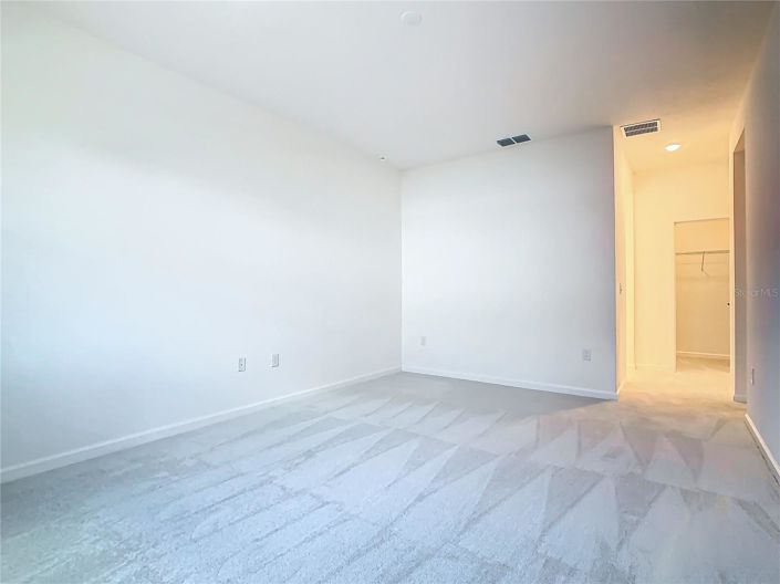 Image No.50-8 Bed House for sale