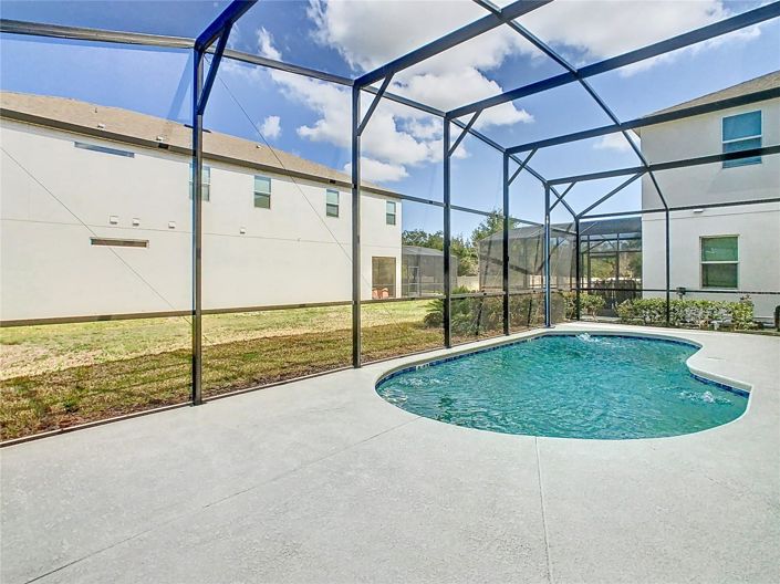 Image No.60-8 Bed House for sale