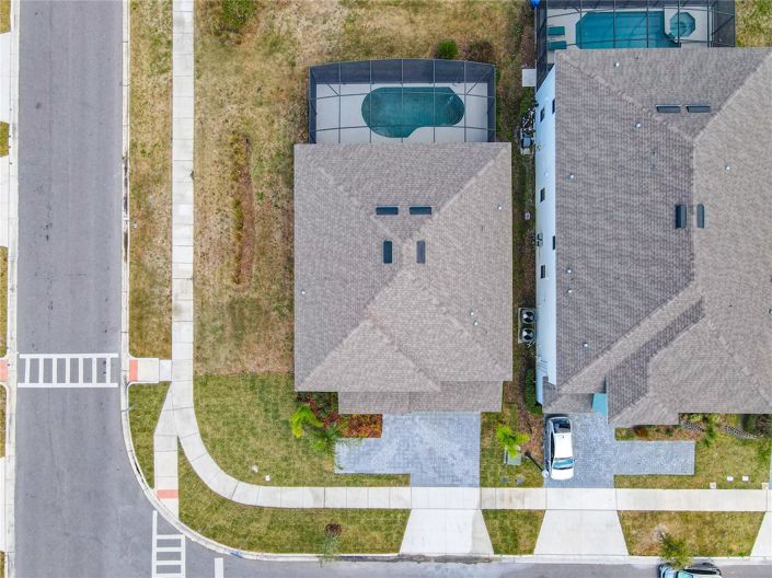 Image No.65-8 Bed House for sale