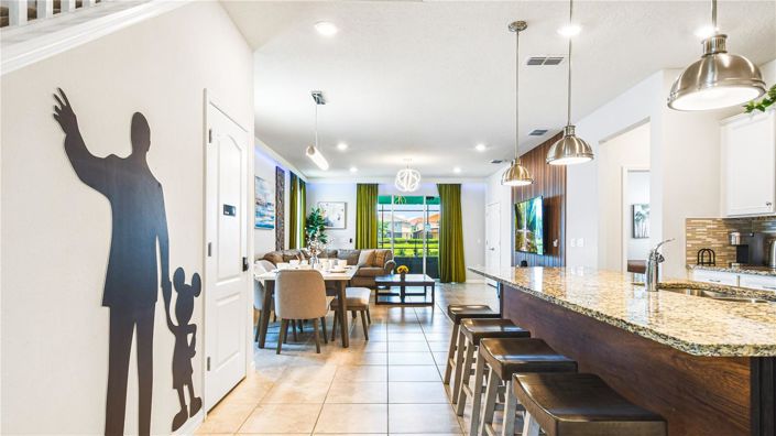 Image No.5-7 Bed House for sale