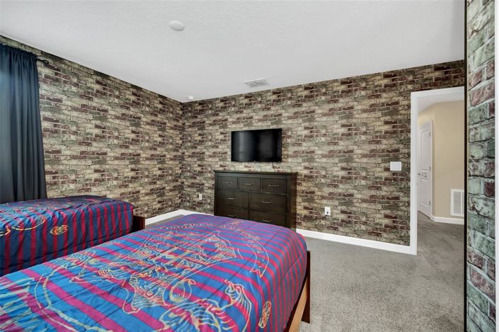 Image No.33-7 Bed House for sale