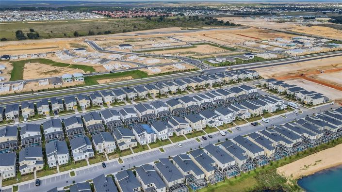 Image No.56-7 Bed House for sale