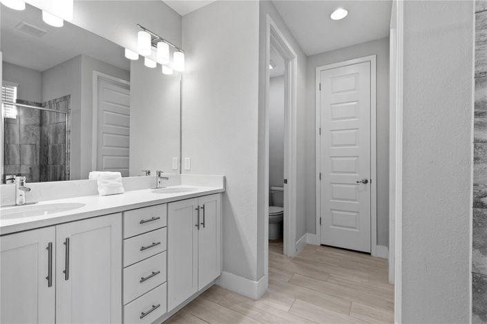 Image No.39-6 Bed House for sale