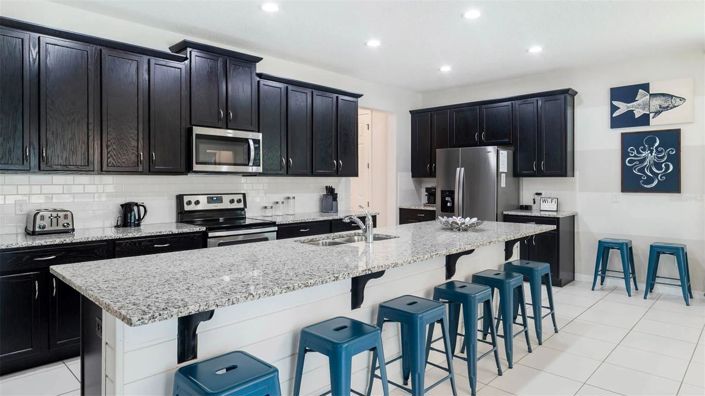 Image No.3-5 Bed House for sale