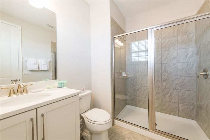 Image No.17-5 Bed House for sale