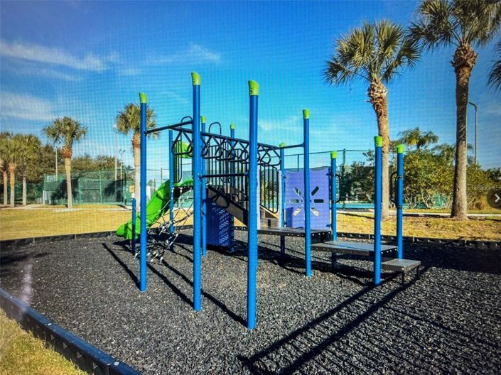 Image No.32-4 Bed House for sale