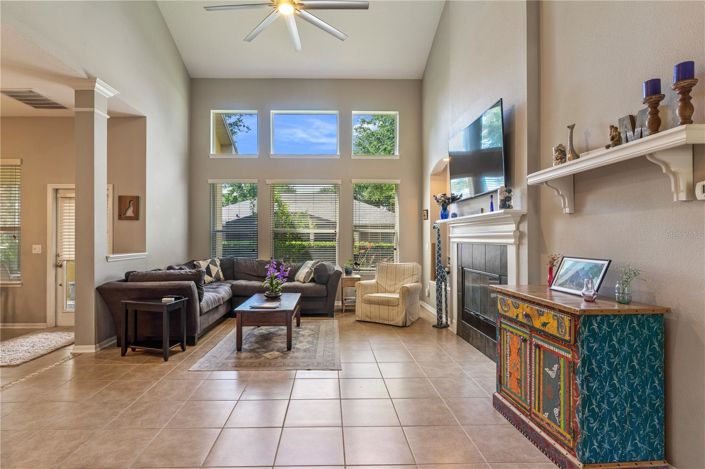 Image No.6-4 Bed House for sale