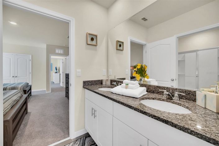 Image No.37-7 Bed House for sale