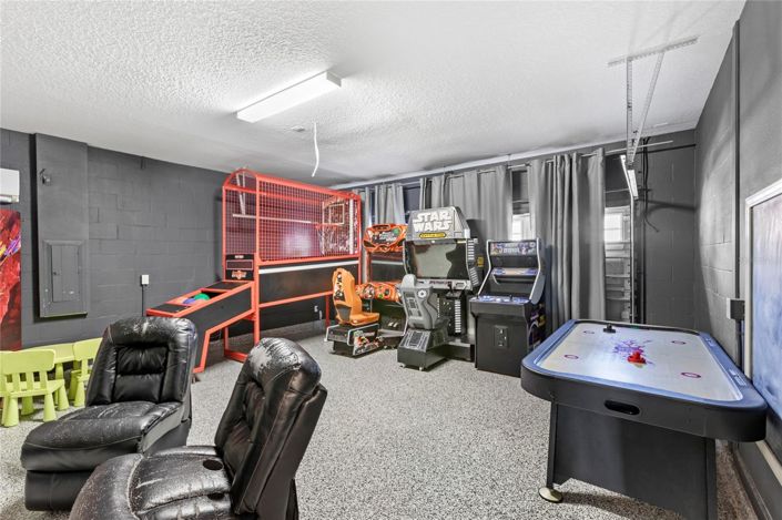 Image No.13-8 Bed House for sale